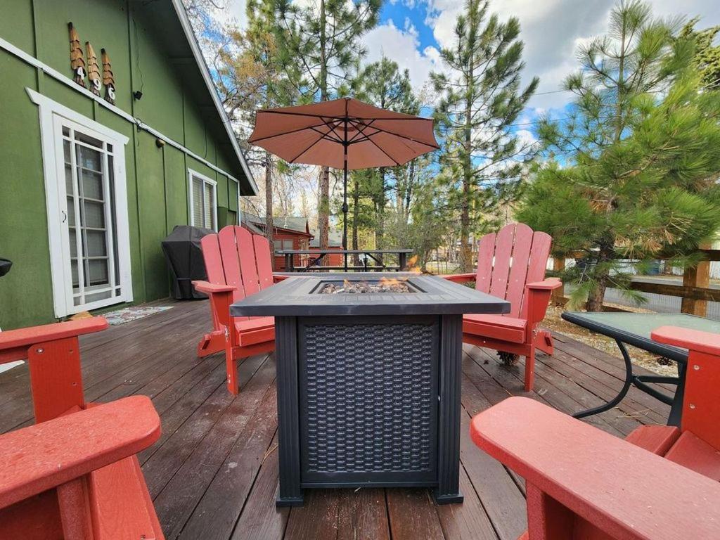 Bear Escapes II Affordable Luxury Cabin Sugarloaf 外观 照片