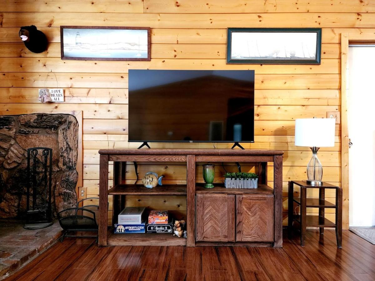 Bear Escapes II Affordable Luxury Cabin Sugarloaf 外观 照片